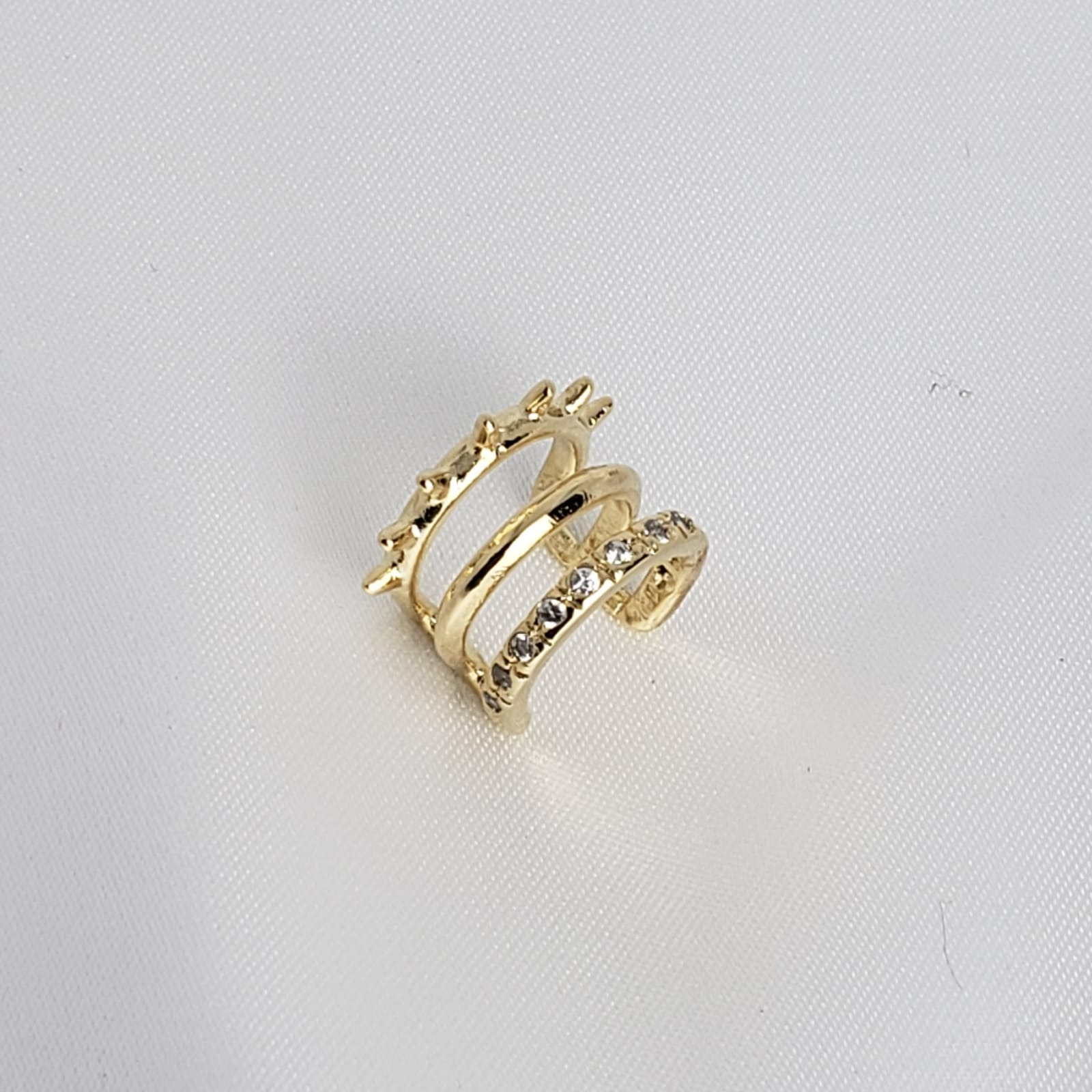 Piercing Ear Cuff 3 Linhas 1 Cravejada Folheado Ouro 18