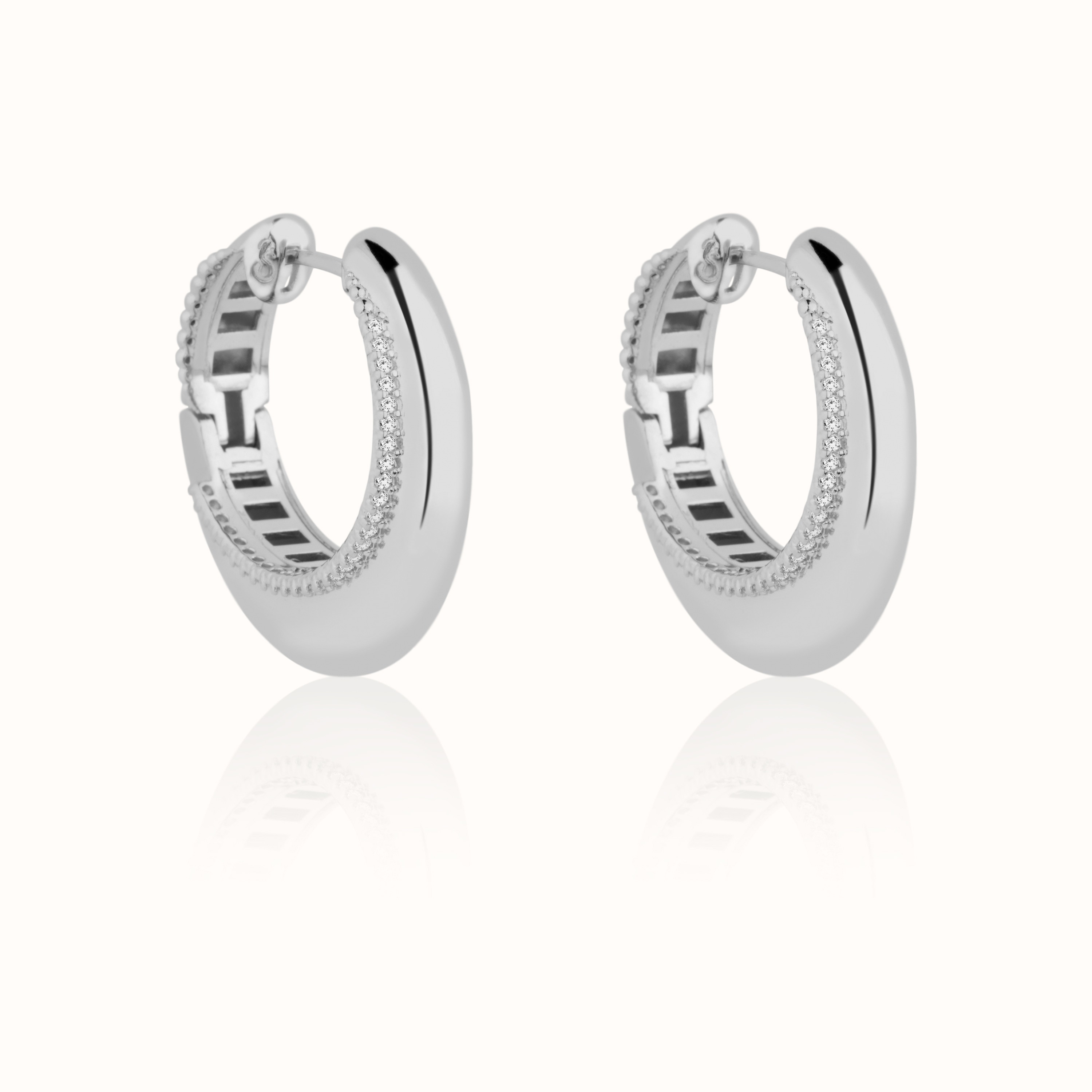 Brinco Argola Pressão Cravejada Lateral M Ródio