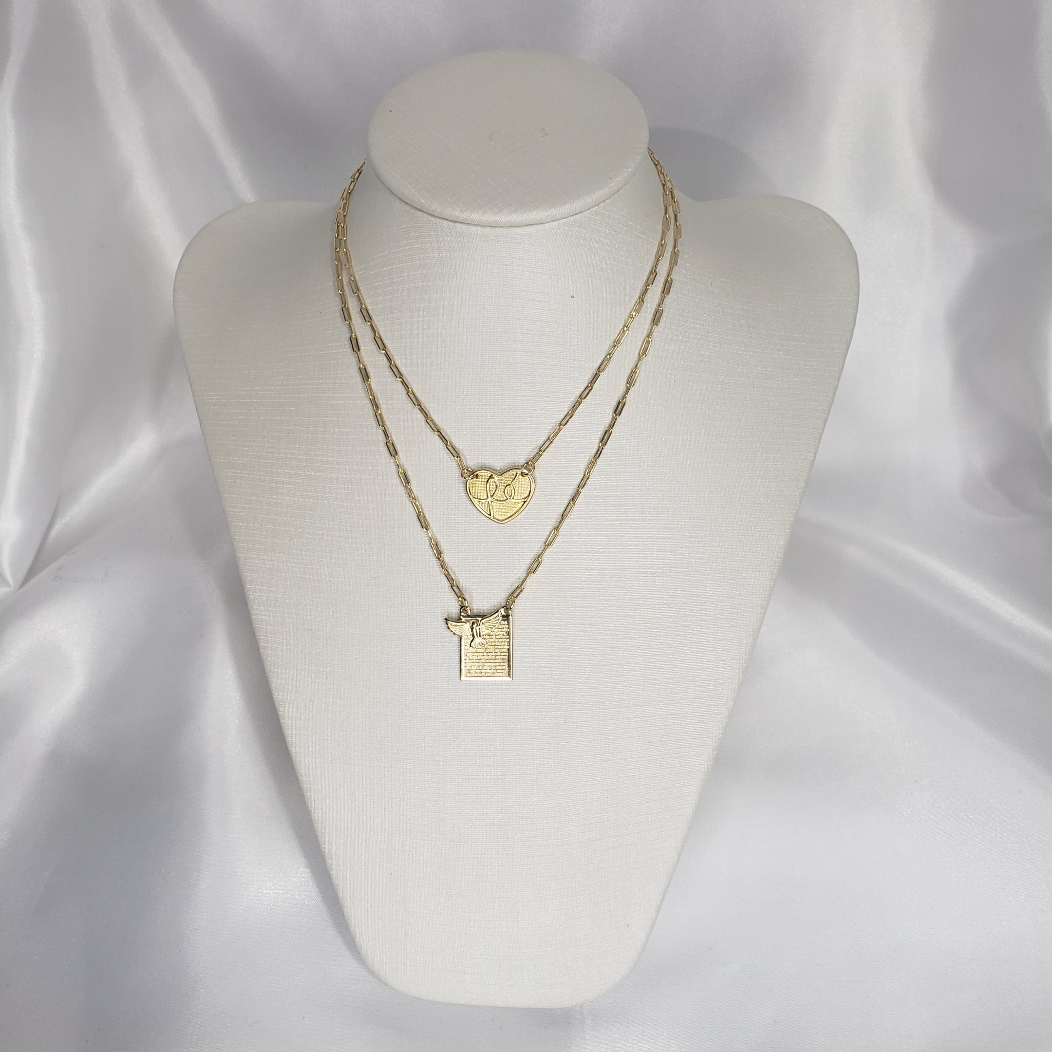 Escapulário Coração Fé e Plaquinha Espírito Santo Folheado Ouro 18k