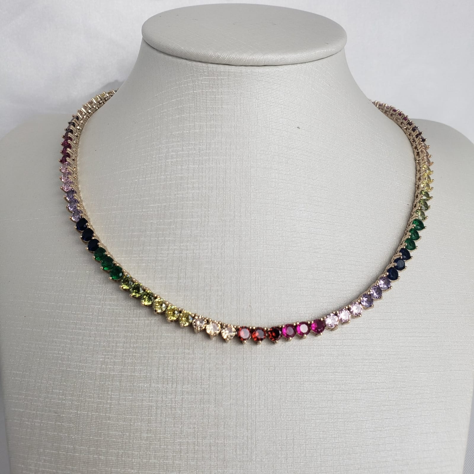 Gargantilha Riviera Zircônias Coloridas Diamante Semijoia Folheado Ouro 18k