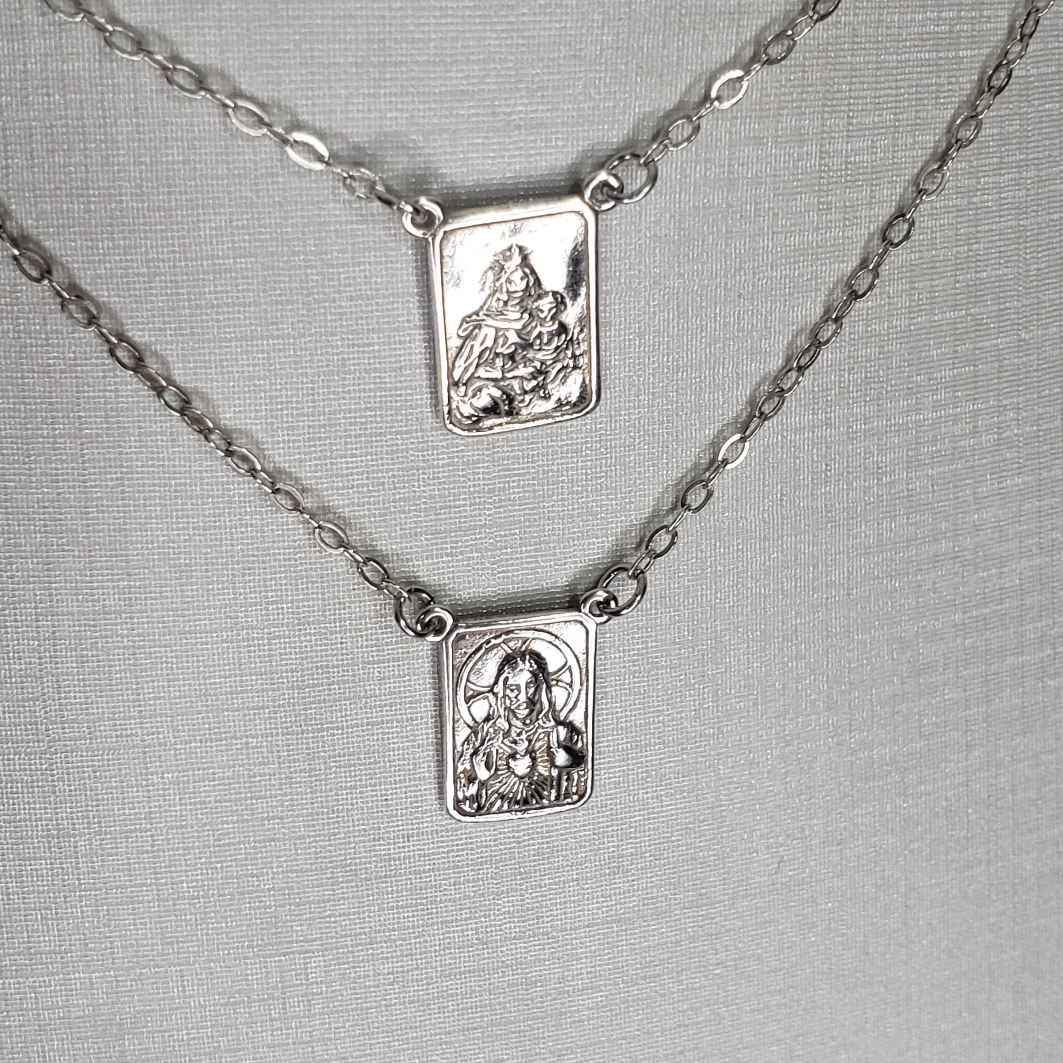 Escapulário Tradicional G Frente Verso Nossa Senhora Jesus e Sagrado Coração de Jesus Prata 925