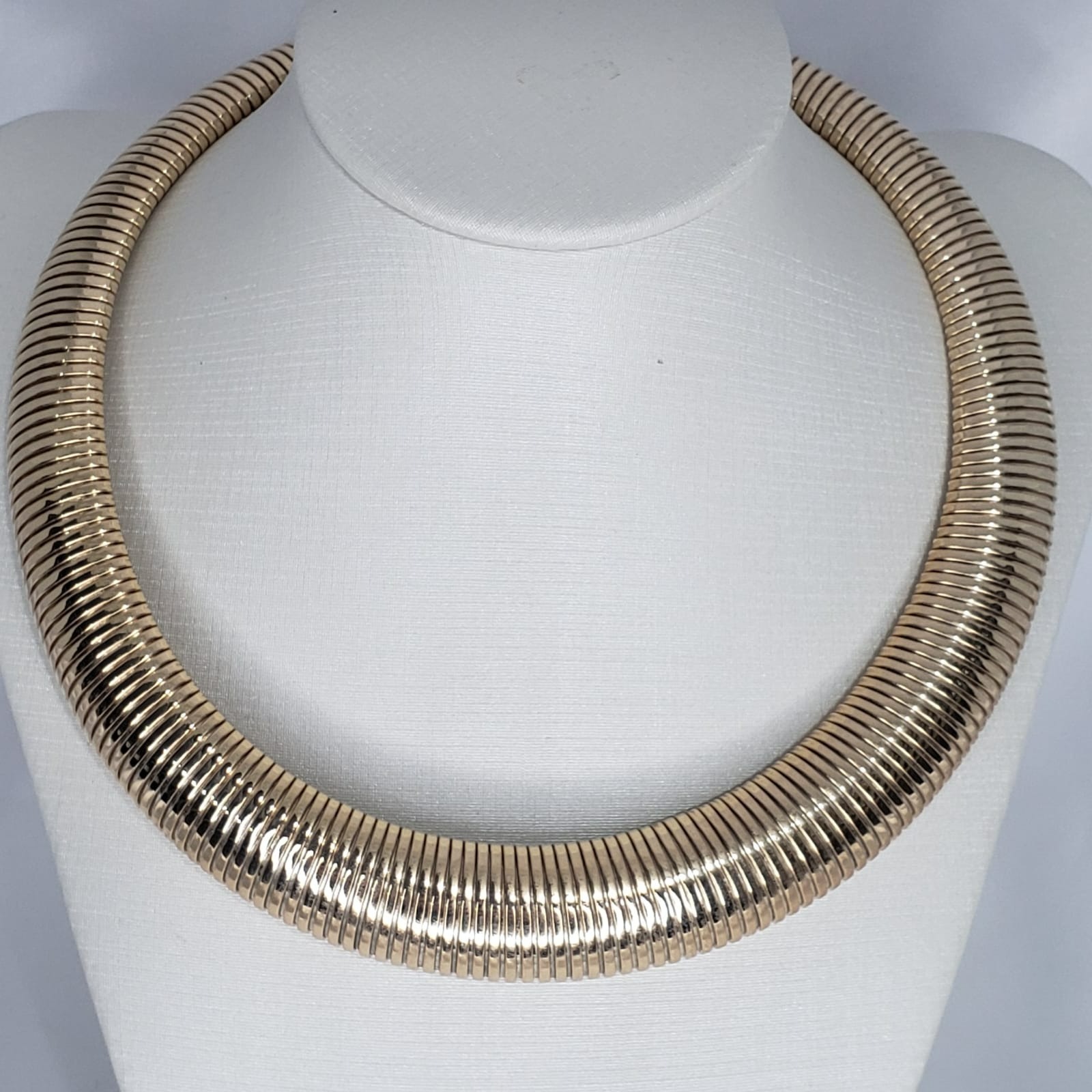 Gargantilha Choker Grossa Folheado Ouro 18k