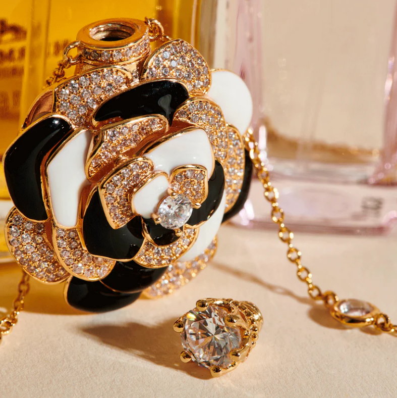 Colar Elaine Palma Perfumeiro Camélia Folheado Ouro 18k