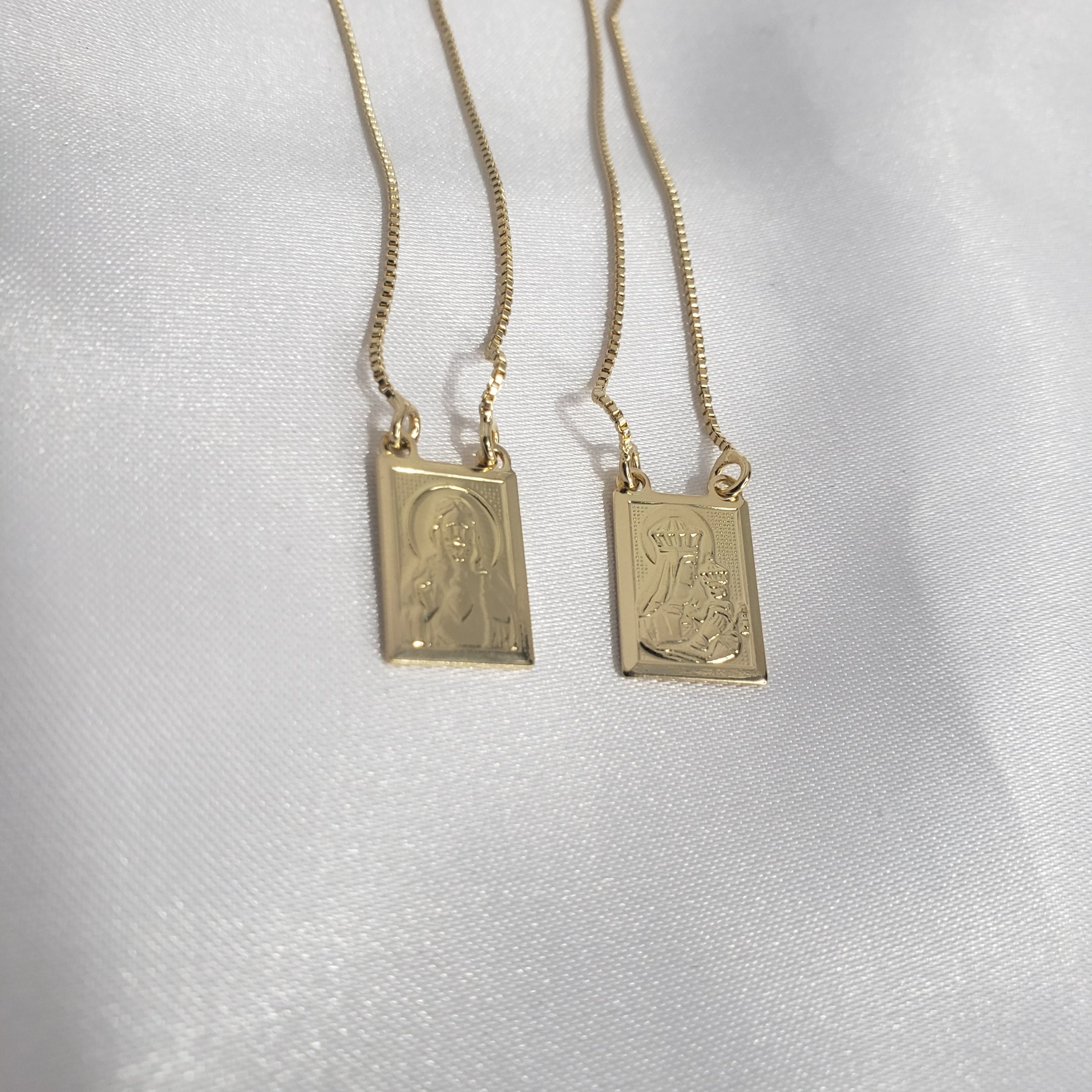 Escapulário Tradicional Frente Verso N Senhora Jesus e Sagrado Coração de Jesus Folheado Ouro 18k