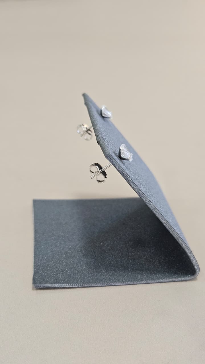 Brinco em Prata Coração Zircônia 5MM