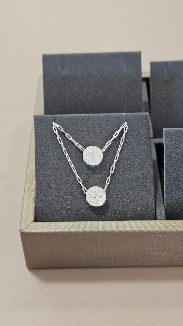 Escapulário em Prata com Pingentes de São Bento