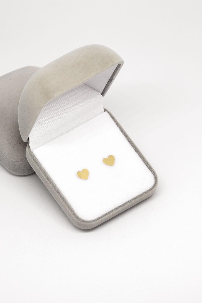 Brinco em Ouro 18k Coração Polido 7MM