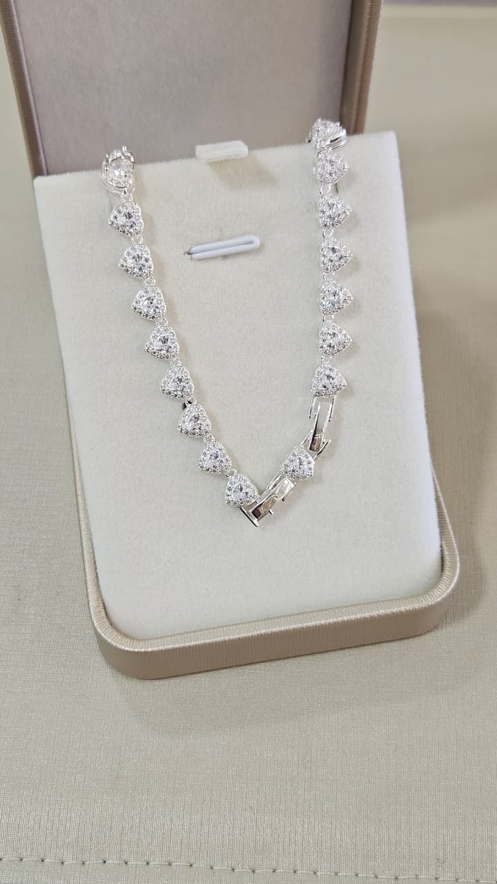 Corrente em Prata Corações Riviera Zircônias Branca