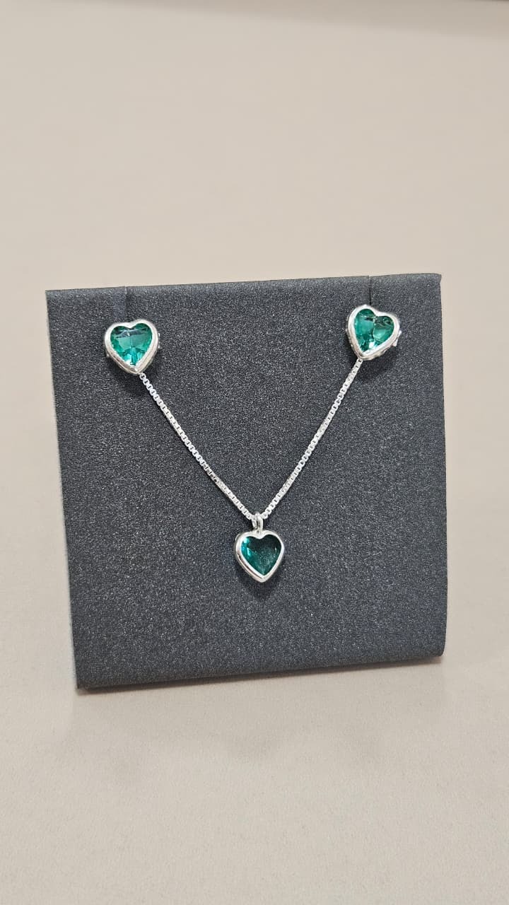 Conjunto em Prata Coração Zircônia Verde 