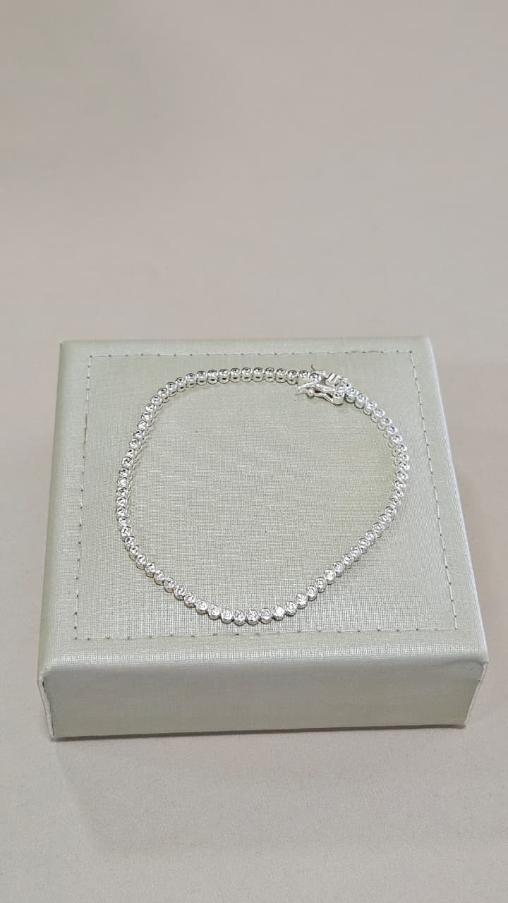 Pulseira em Prata Riviera Zircônias Branca 