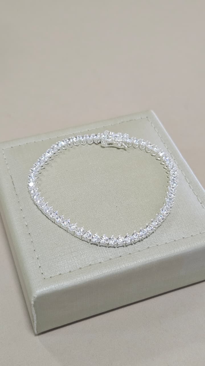 Pulseira em Prata Riviera Zircônias Branca