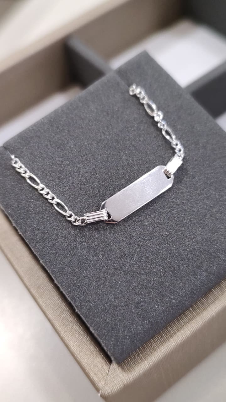 Pulseira em Prata Infantil em Malha 3x1 com Placa