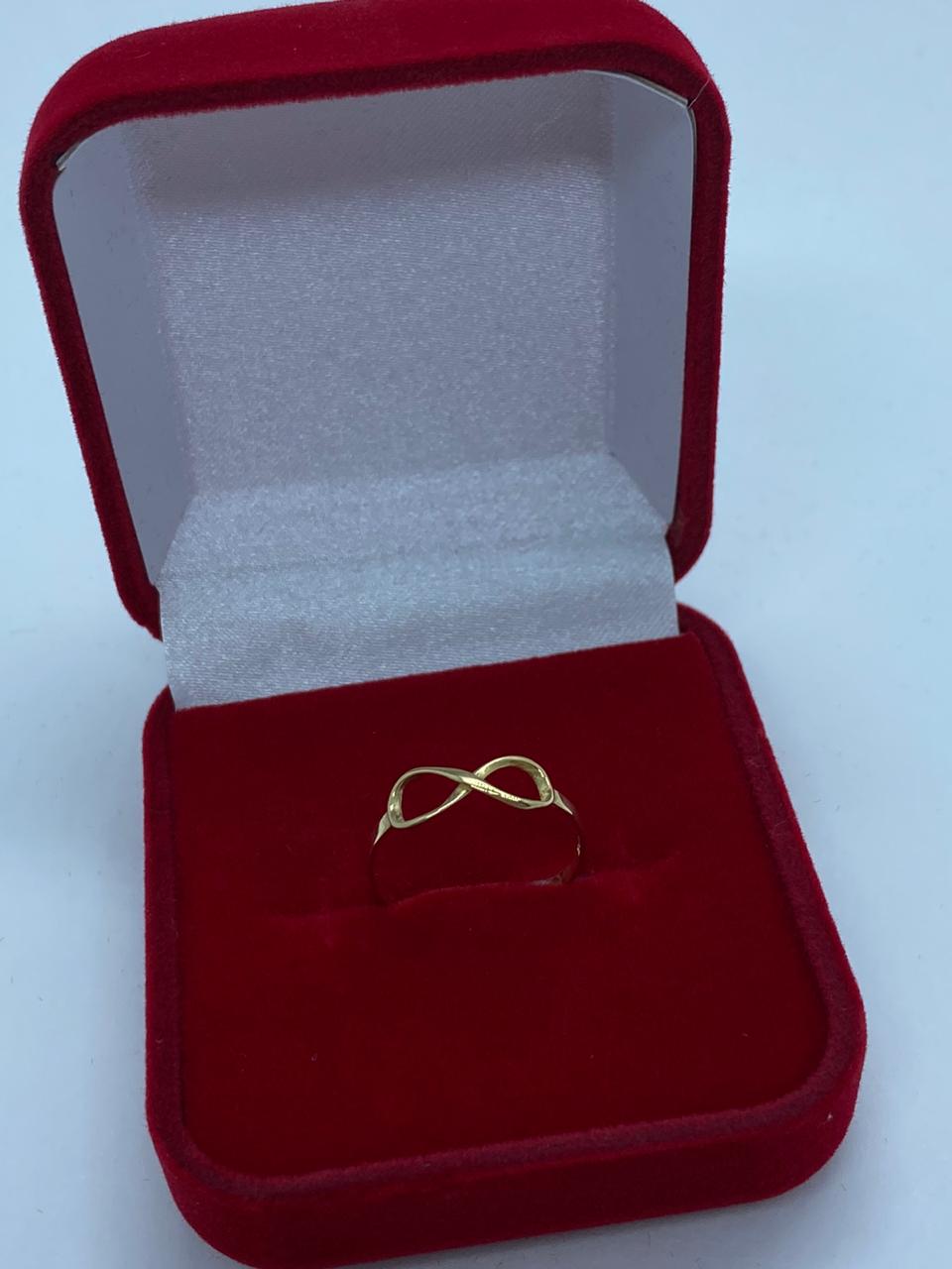 Anel em Ouro 18K Infinito