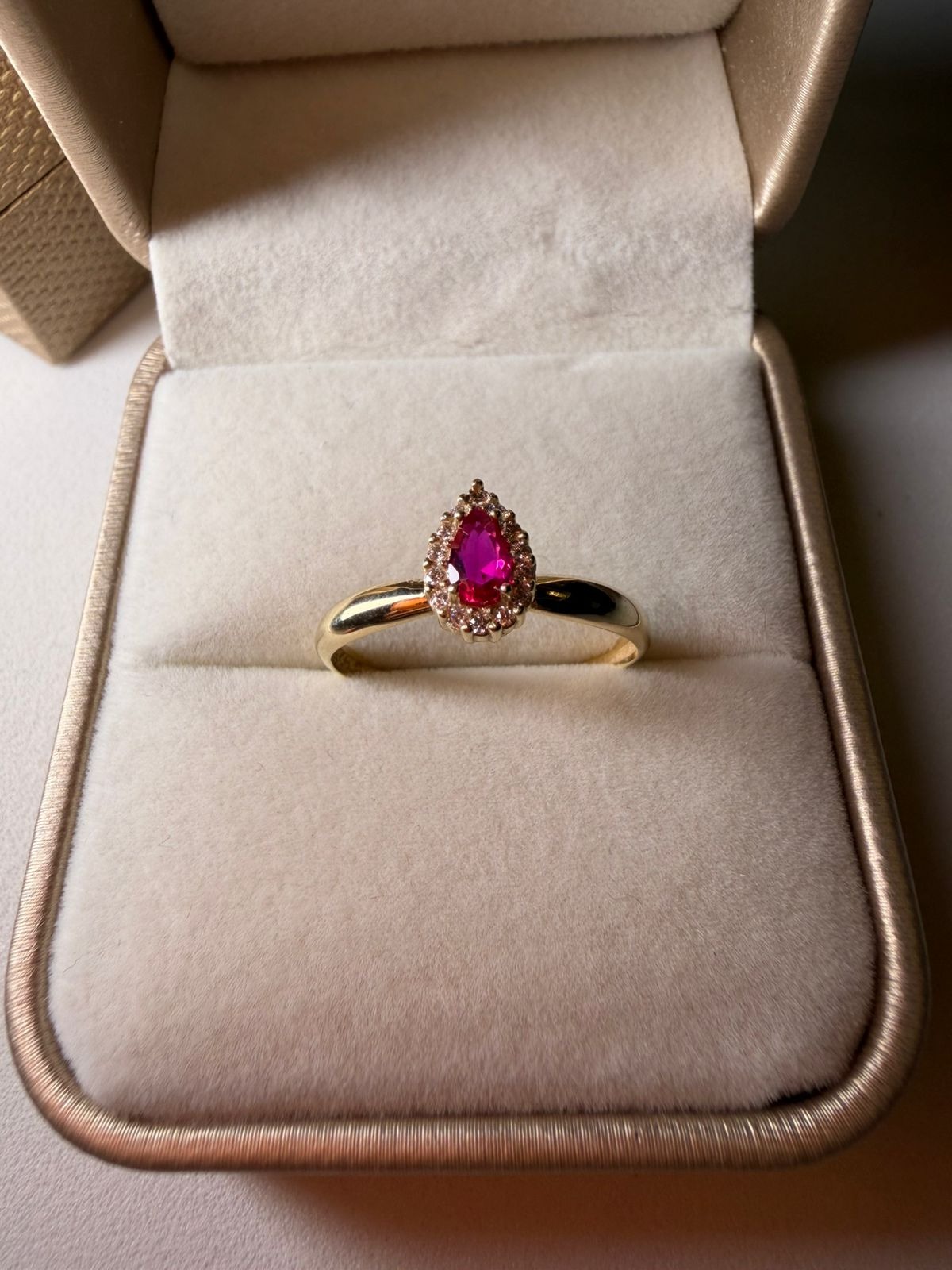 ANEL OURO 10K FORMATURA GOTA ZIRCÔNIA ROSA