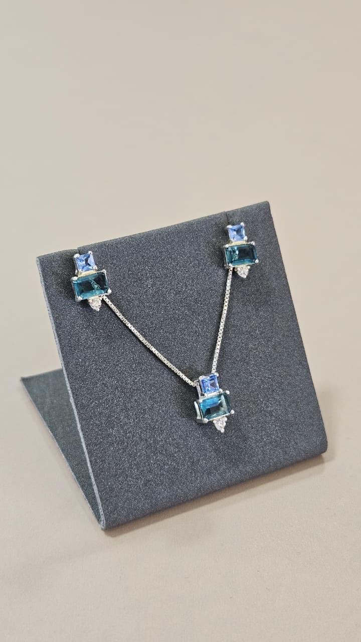 Conjunto em Prata 925 Formas com Pedras de Zircônia