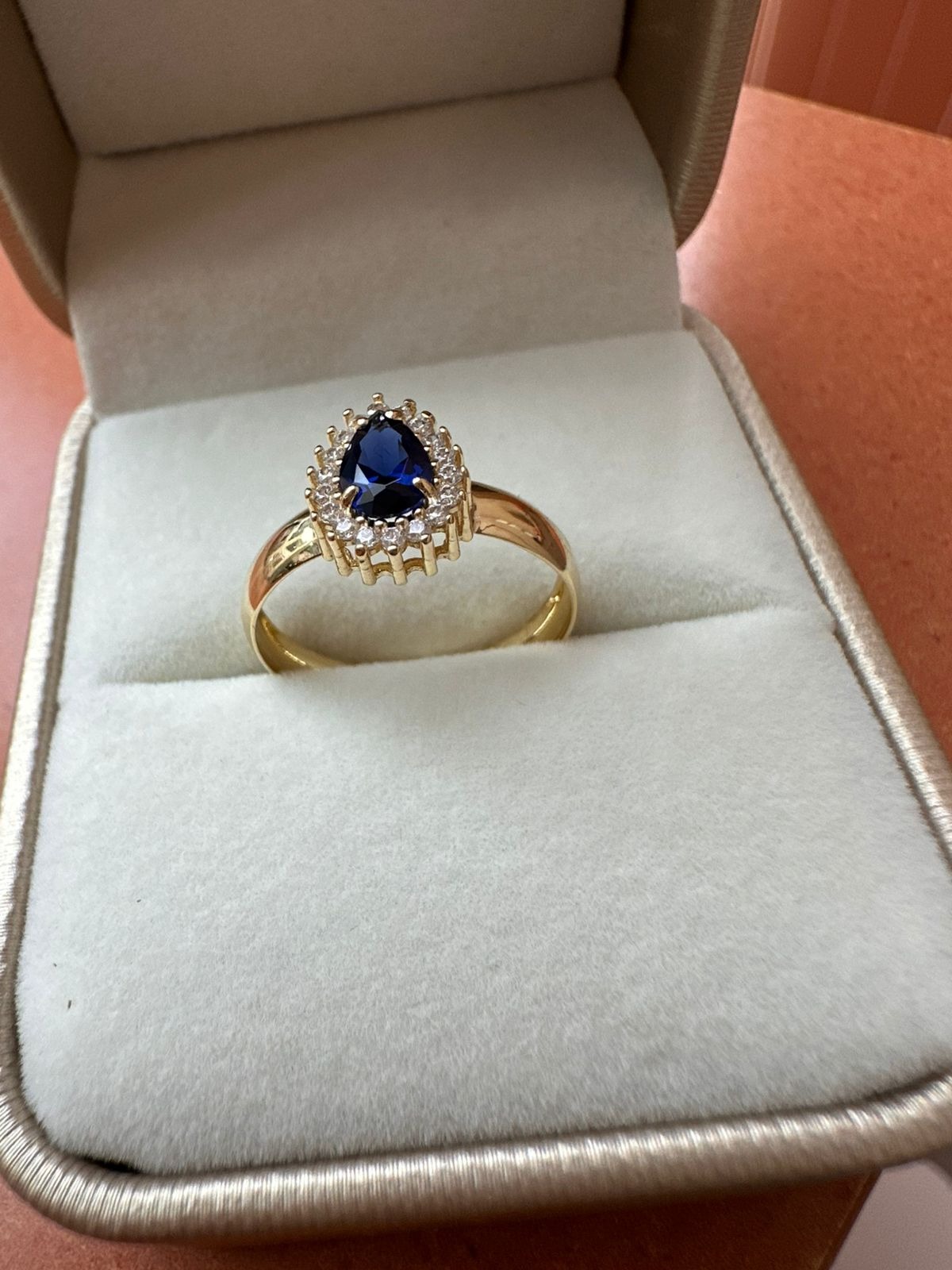 ANEL OURO 18K FORMATURA GOTA ZIRCÔNIA AZUL