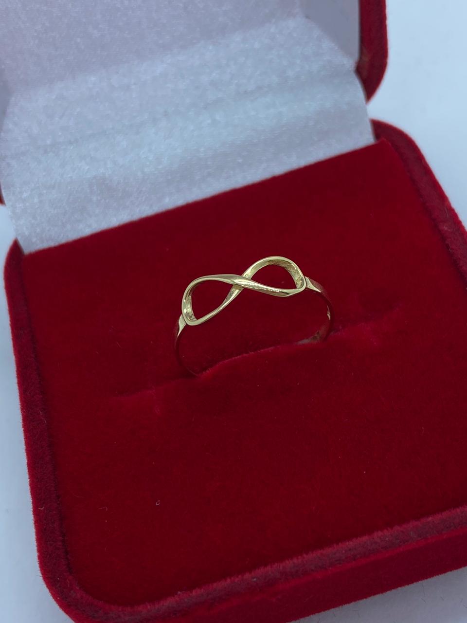 Anel em Ouro 18K Infinito